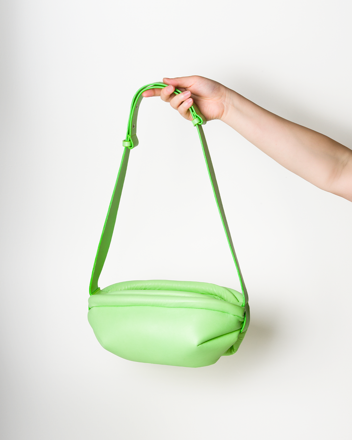 The Crossed bag in green